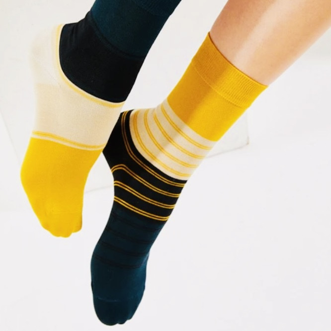 Fashion & Accessories/ Thời trang & Phụ kiện